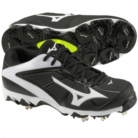 mizuno 9 spike swift